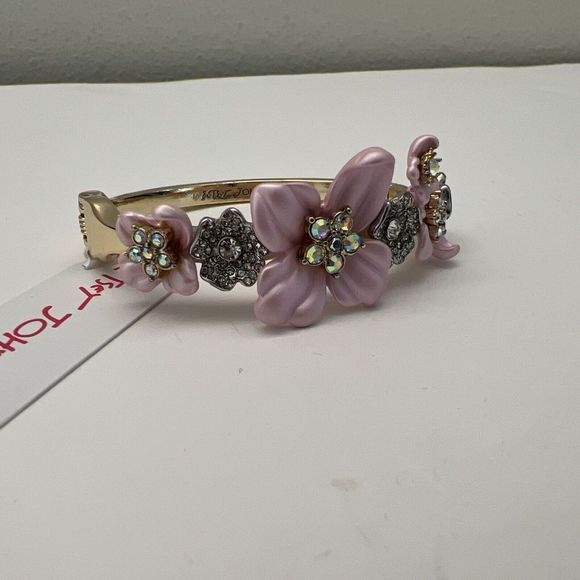 Betsy Johnson Pink Enamel AB Rhinestone Flower Hinge Bangle Bracelet - Picture 4 of 13